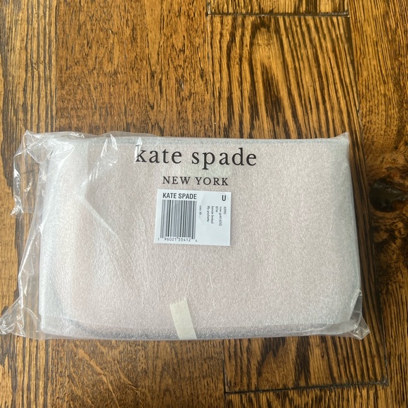 Kate Spade Lilly Pochette Rose Gold NWT - Picture 6 of 8